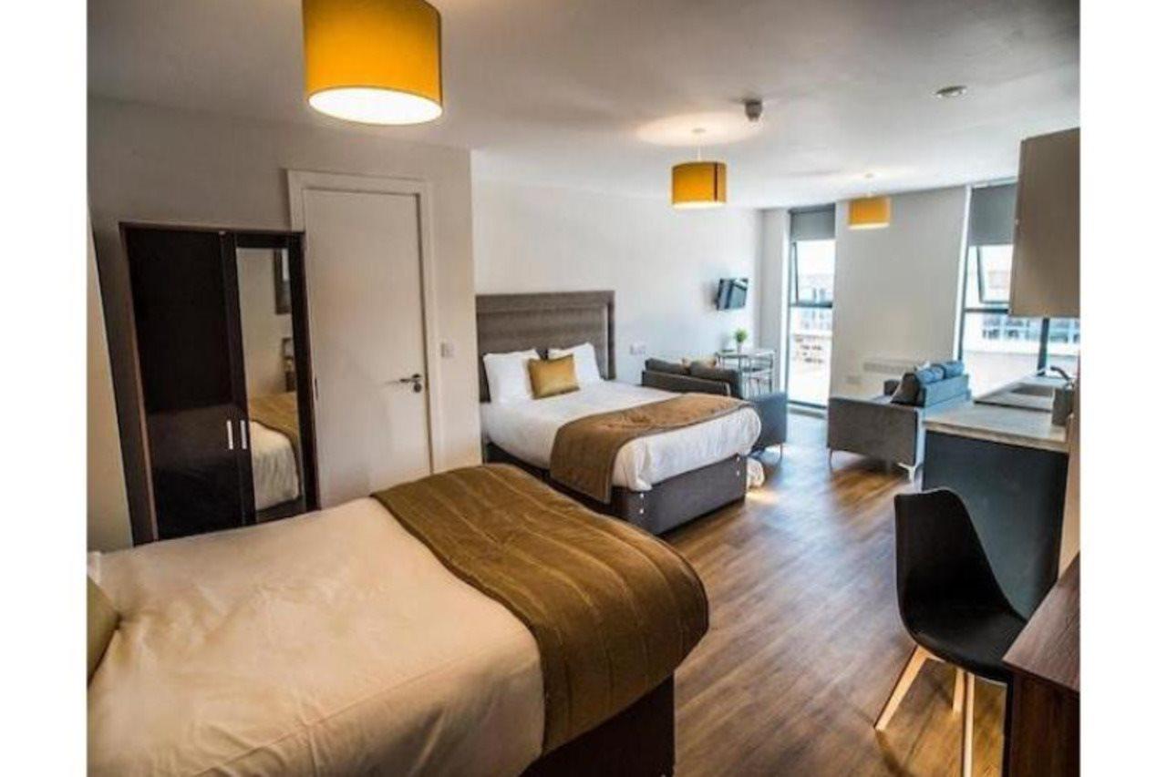 Oyo Vincent Apartments Liverpool Buitenkant foto