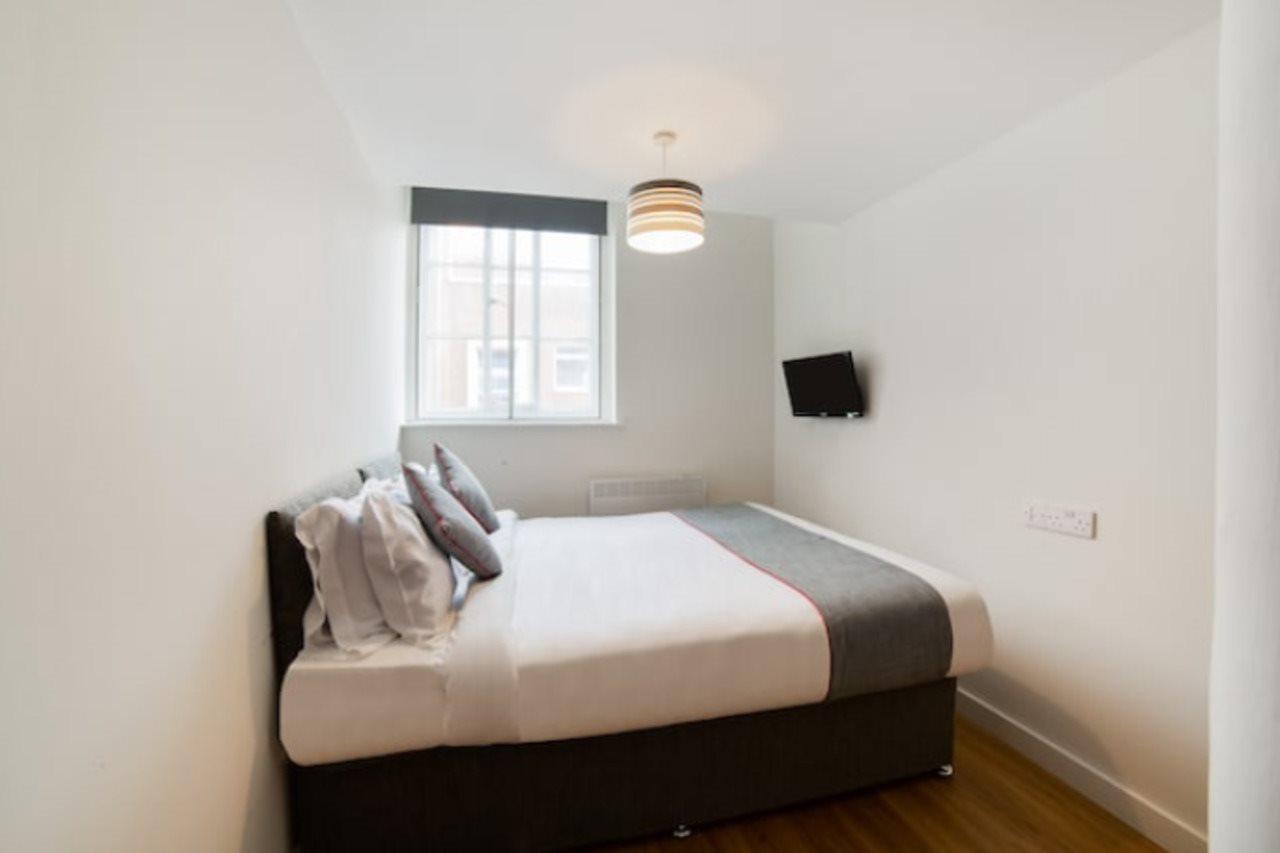 Oyo Vincent Apartments Liverpool Buitenkant foto