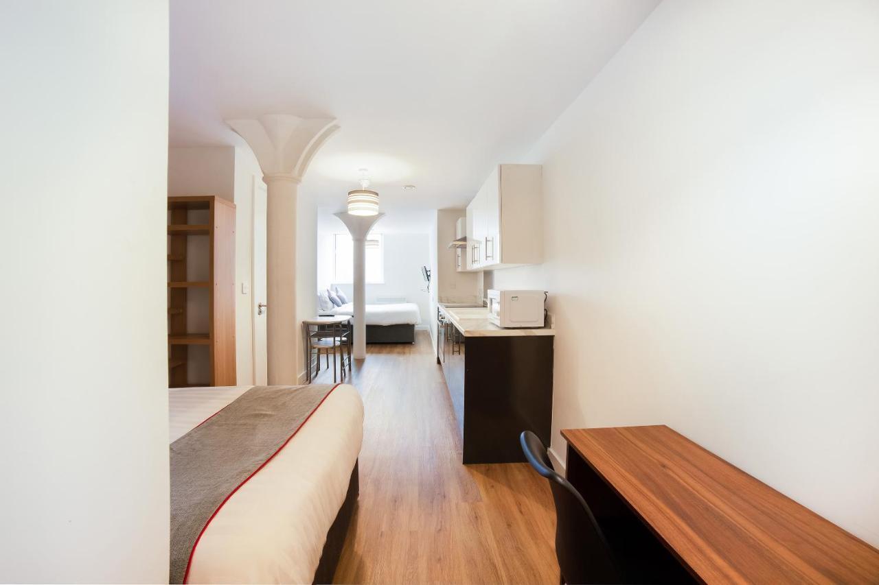 Oyo Vincent Apartments Liverpool Buitenkant foto