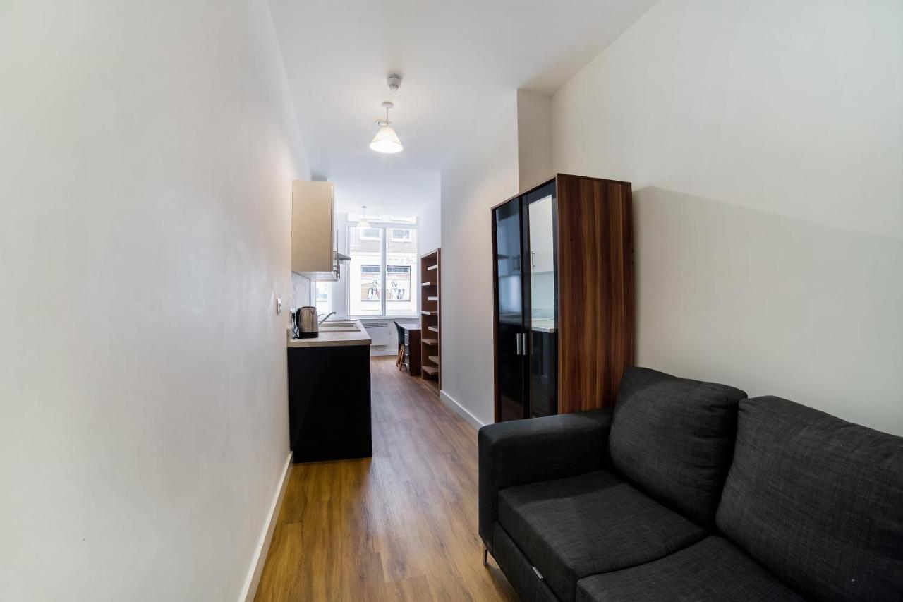 Oyo Vincent Apartments Liverpool Buitenkant foto