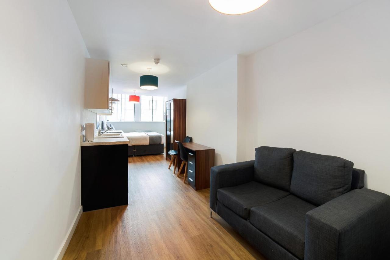 Oyo Vincent Apartments Liverpool Buitenkant foto