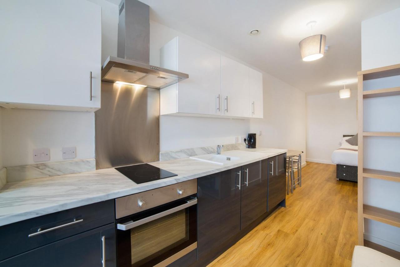 Oyo Vincent Apartments Liverpool Buitenkant foto