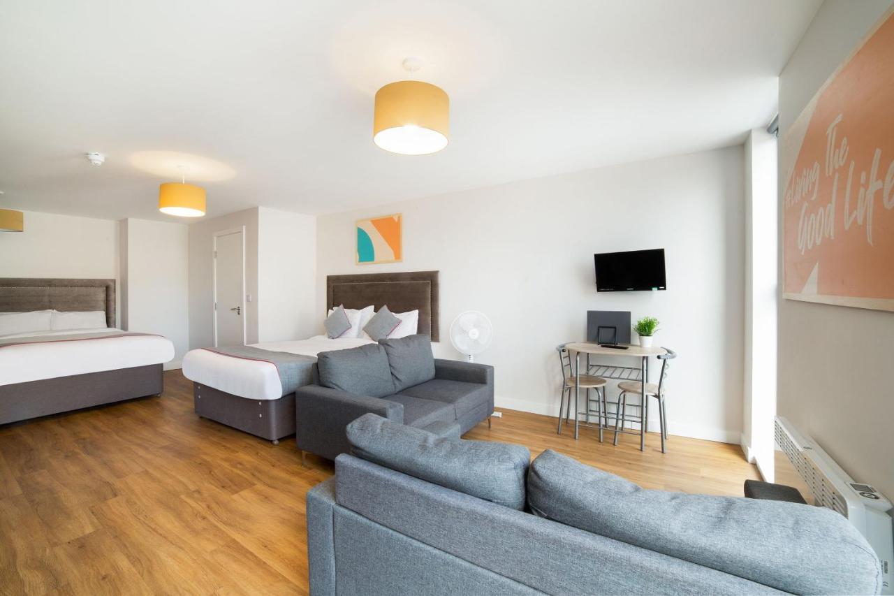 Oyo Vincent Apartments Liverpool Buitenkant foto